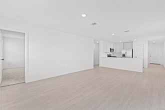 Building Photo - 28714 Bottom Grass Trl