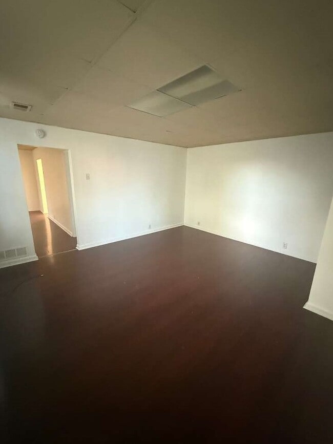 Building Photo - 4141 Oregon Ave