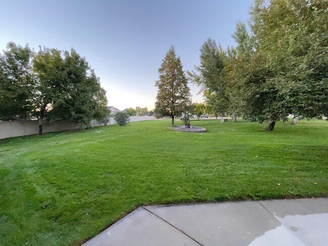 Foto del edificio - 2507 S Happy Valley Rd
