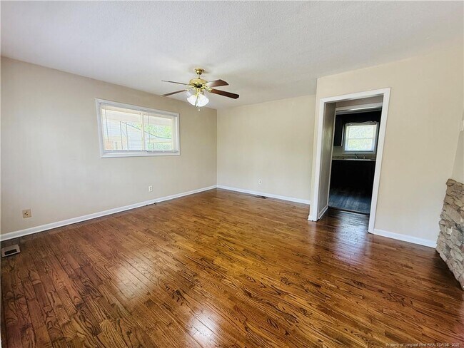 Building Photo - 5860 Rockfish Rd