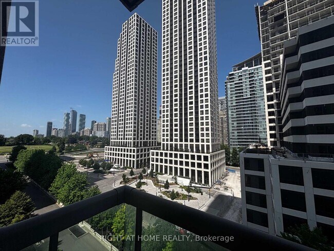 Building Photo - 3504 Hurontario St