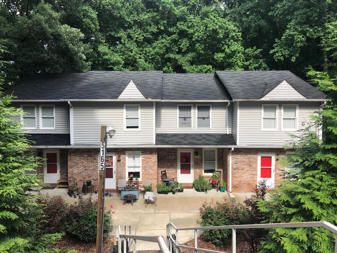 5165 Spring St Unit 3 G Building, Flowery Branch, GA 30542 Apartments