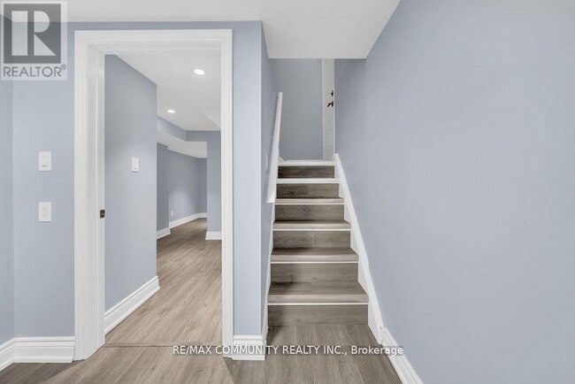 Building Photo - 776 Phillip Murray Ave