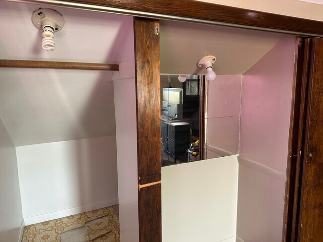 Foto del edificio - 304 W Crawford St