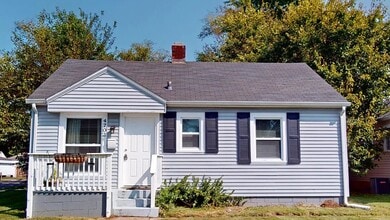 Building Photo - 4702 Young Ave