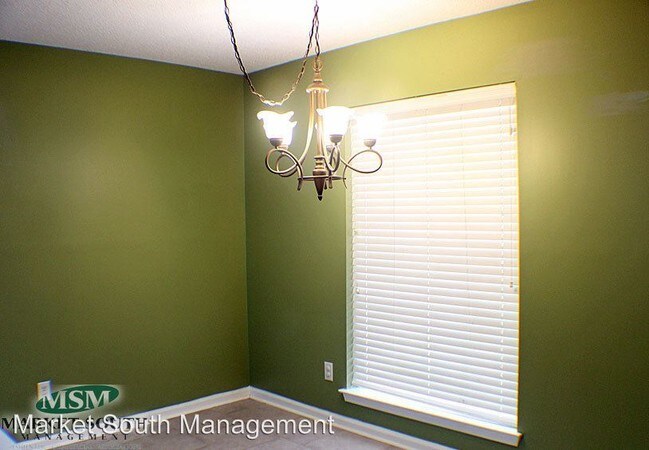 Foto del edificio - 5 Stoney Hill Rd