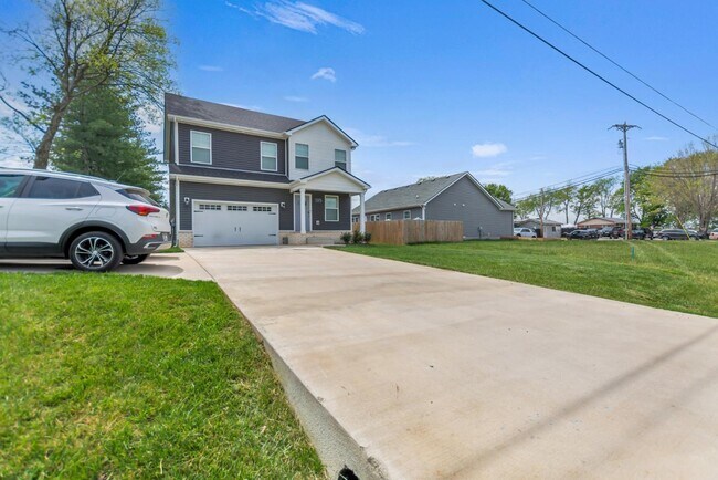 Foto del edificio - 1307 Hugh Hunter Rd