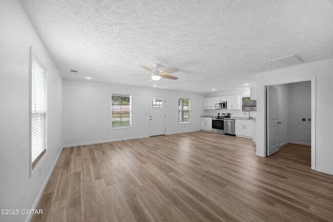 Foto del edificio - Brand-New 2-Bed, 2-Bath Home in Humboldt – 1,090 Sq Ft on Dodson Street