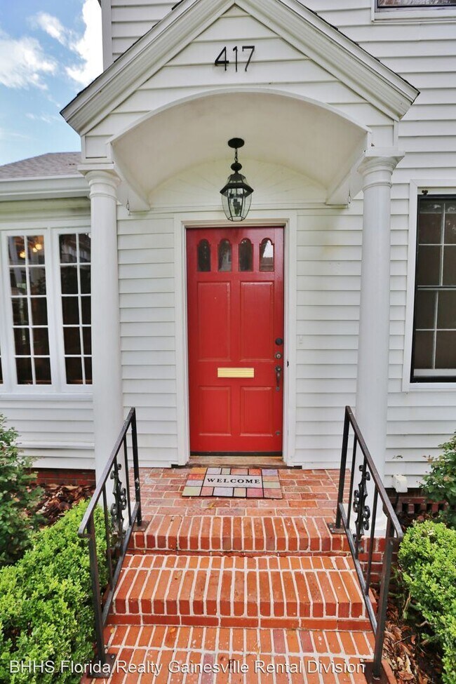 Foto del edificio - 4 br, 2 bath House - 417 SW 10th St