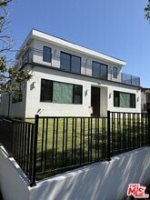 Building Photo - 10360 Ilona Ave