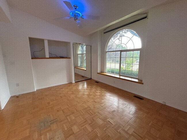 Foto del edificio - Columbia Village 3 bedroom 2 bathroom Home...