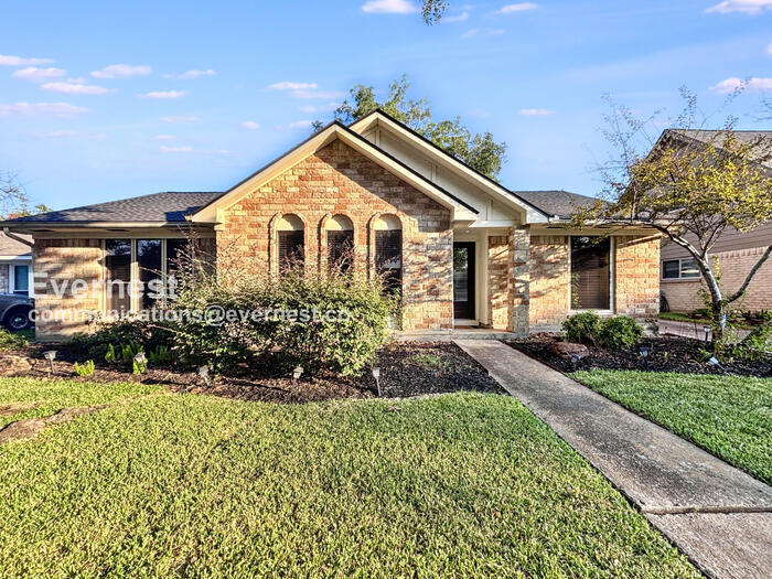 Foto principal - 21418 Park Brook Dr