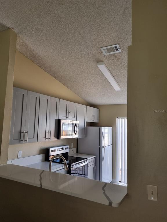 Building Photo - 85 Silver Park Cir