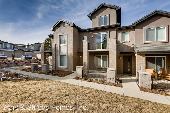 Building Photo - 4 br, 3.5 bath House - 9056 E. Caley Way