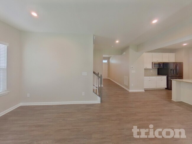 Building Photo - 1302 Harkey Creek Dr