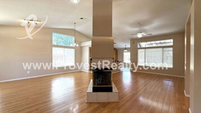 Building Photo - 12838 Shearwater Pl