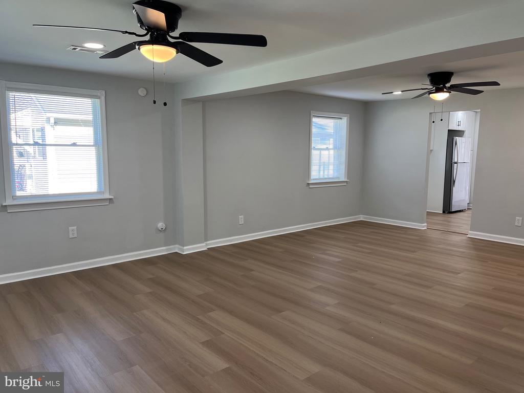 Foto principal - 402 Maple Ave