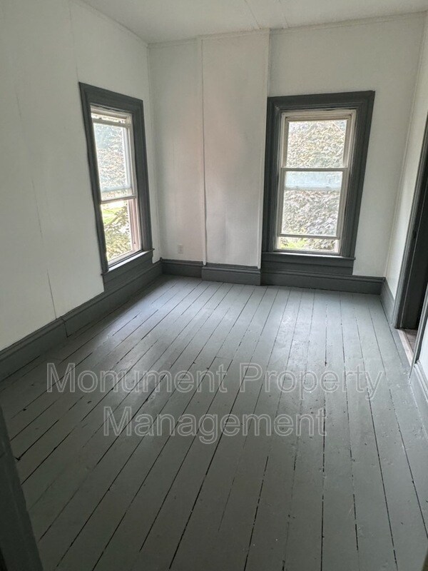 Foto del edificio - 126 N Orchard St