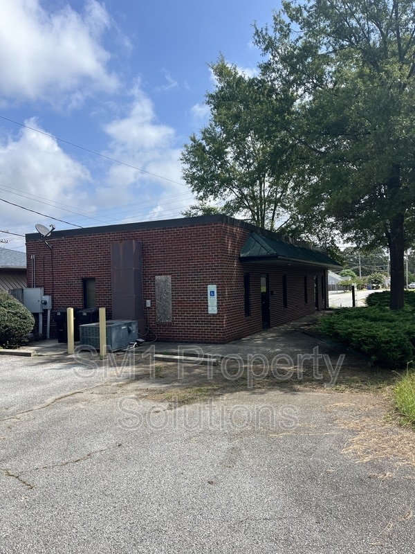 Photo - 2312 S Main St House