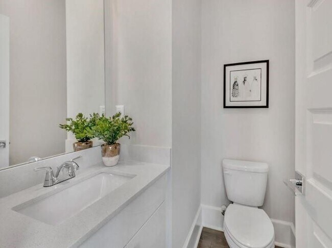 Foto del edificio - 456 Parkway Dr NE