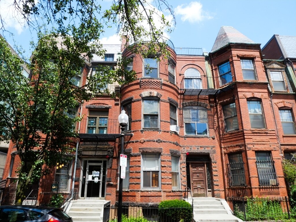 Foto del edificio - 261 W Newton St
