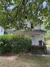 Building Photo - 536 Spicer Street