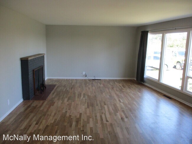 Foto del edificio - 3 br, 1 bath House - 7030 Secore Pl