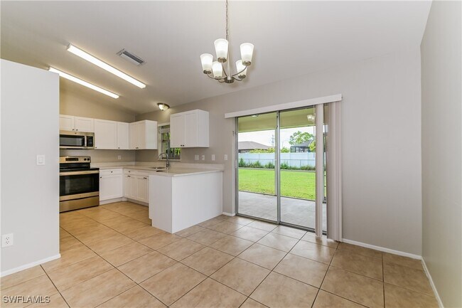 Foto del edificio - 716 SW 15th Terrace
