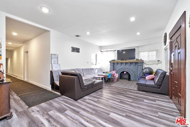 Foto del edificio - 162 S Ardmore Ave