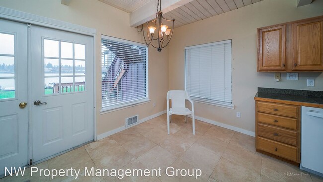 Foto del edificio - 3 br, 2 bath House - 3213 Mission Beach Road