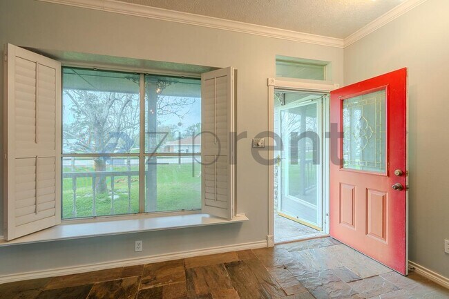 Foto del edificio - 7934 Round Rock Dr