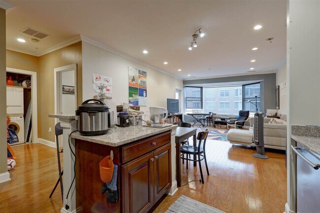 Building Photo - 22 Ave at Port Imperial