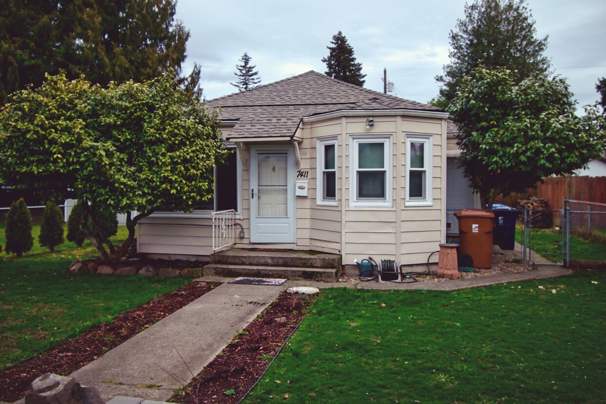 Front of House - 7411 Fawcett Ave