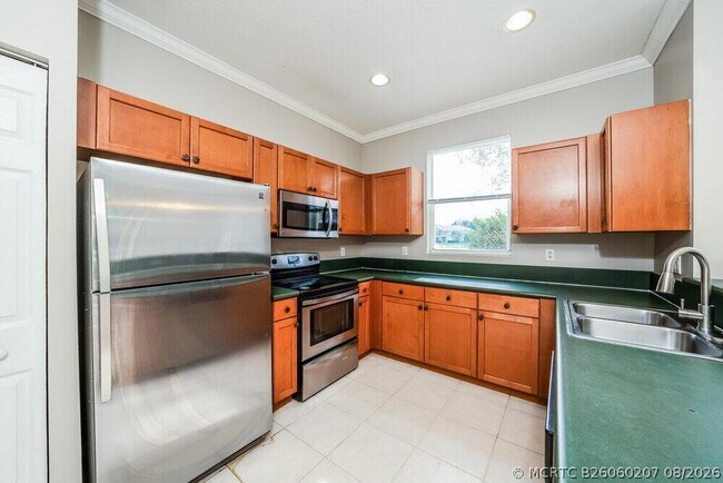 Foto del edificio - 424 Rainbow Springs Terrace
