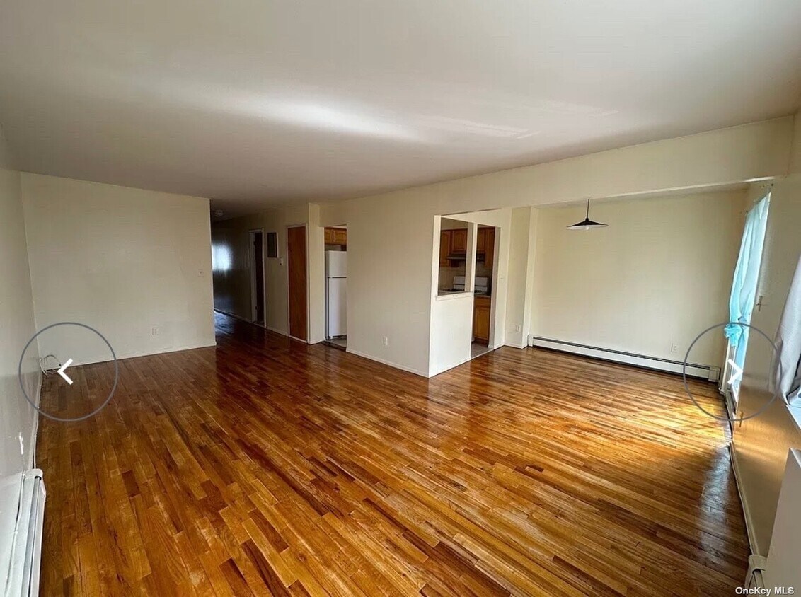 Primary Photo - 90-59 55th Ave