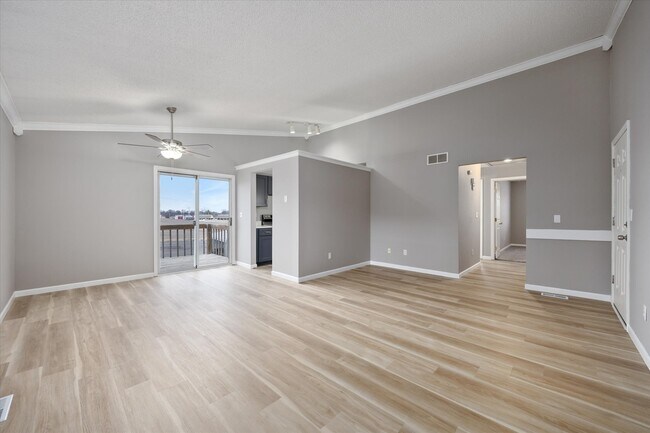 Foto del edificio - 2636 Villa Park Dr