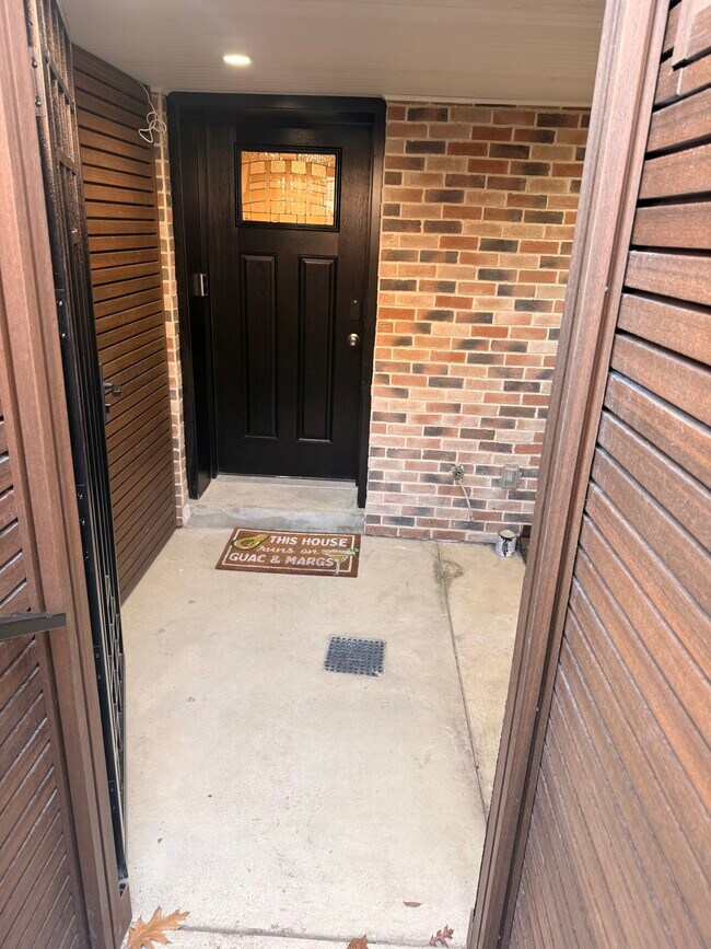 Foto del edificio - 2122 2nd St NW