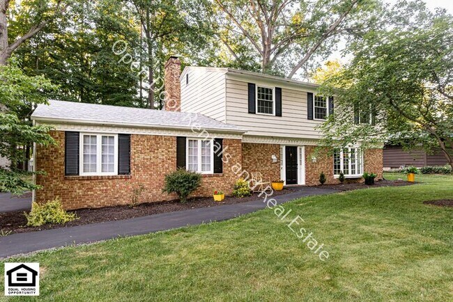 Building Photo - 9324 Saratoga Rd