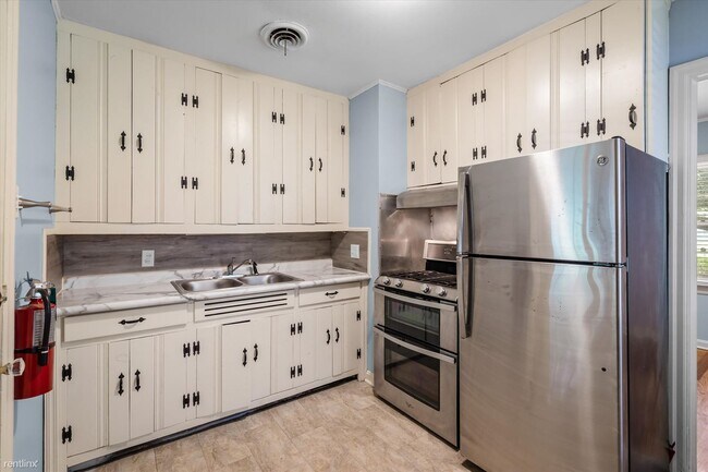 Foto del edificio - 2 br, 1 bath House - 2725 Ralston Road