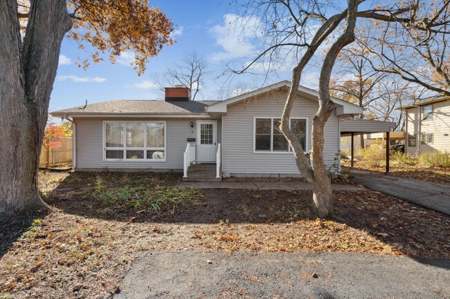 Photo - 6 Oak Park Ct House