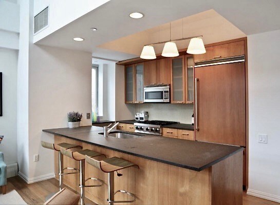 Building Photo - 993 3rd Ave