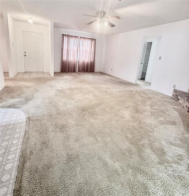 Foto del edificio - 1734 Willa Cir