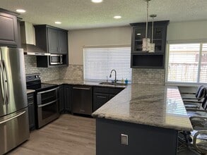 2229 Heartside Pl