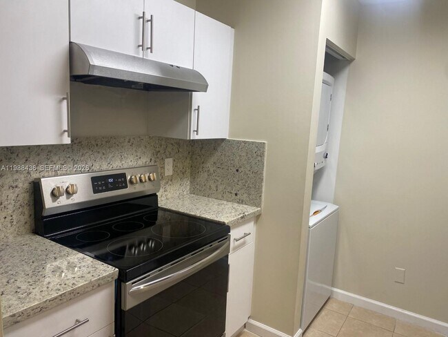 Foto del edificio - 1450 SE 3rd Ave