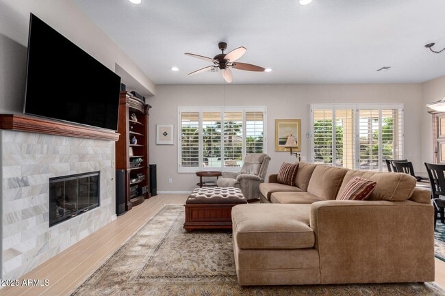 Foto del edificio - 12835 W Chapala Ct