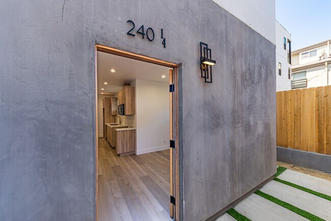 Foto del edificio - 240 N Dillon St