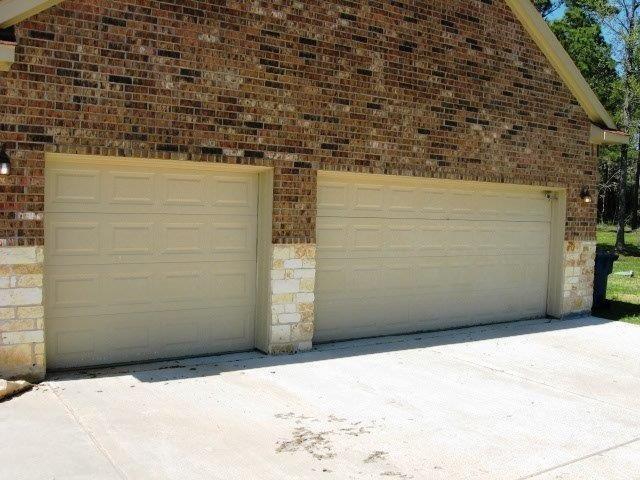 Building Photo - 15644 Connie Ln