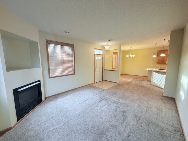 Foto del edificio - Spacious Bailey’s Arbor Townhome! 2BR + Bonus Living Room & Resort-Style Amenities!!