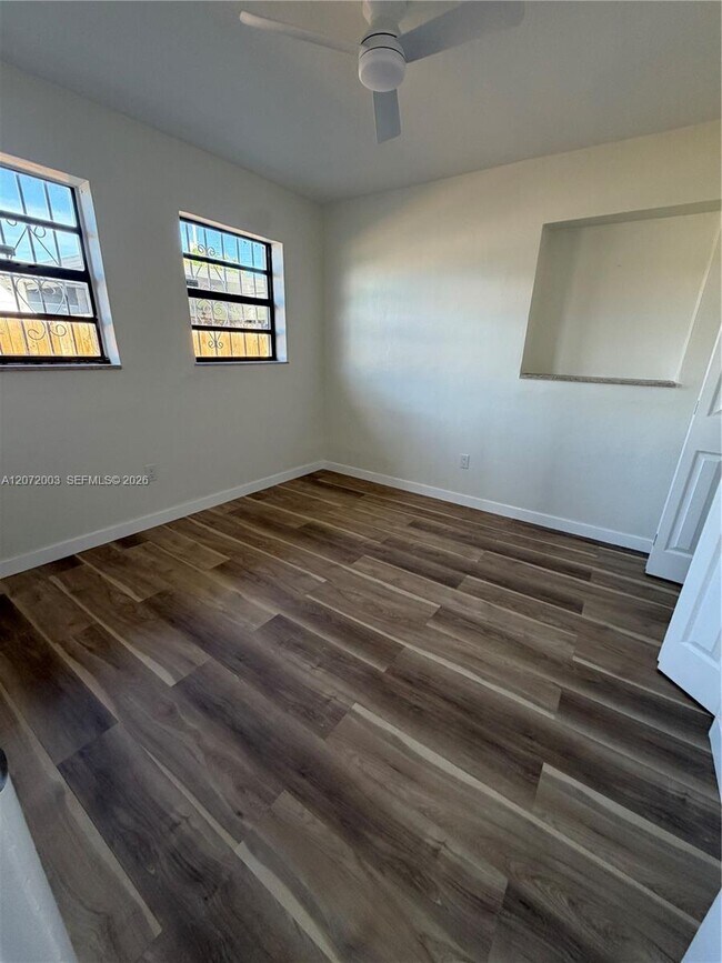 Foto del edificio - 5450 NW 177th Terrace