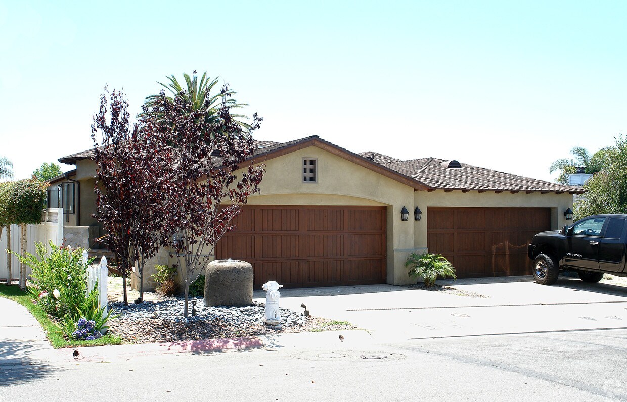 Primary Photo - 444 Morning Canyon Rd